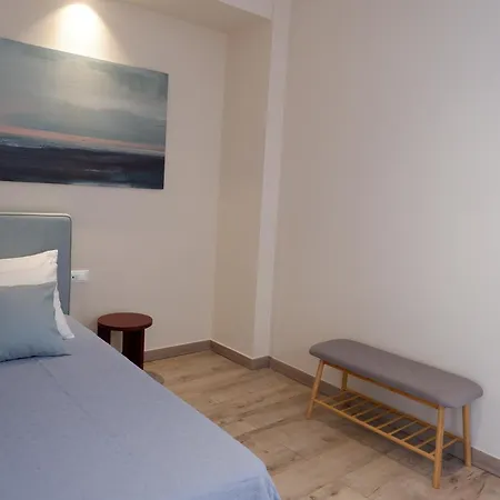 Kaiser Luxury Aparthotel *