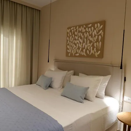 Kaiser Luxury Aparthotel *